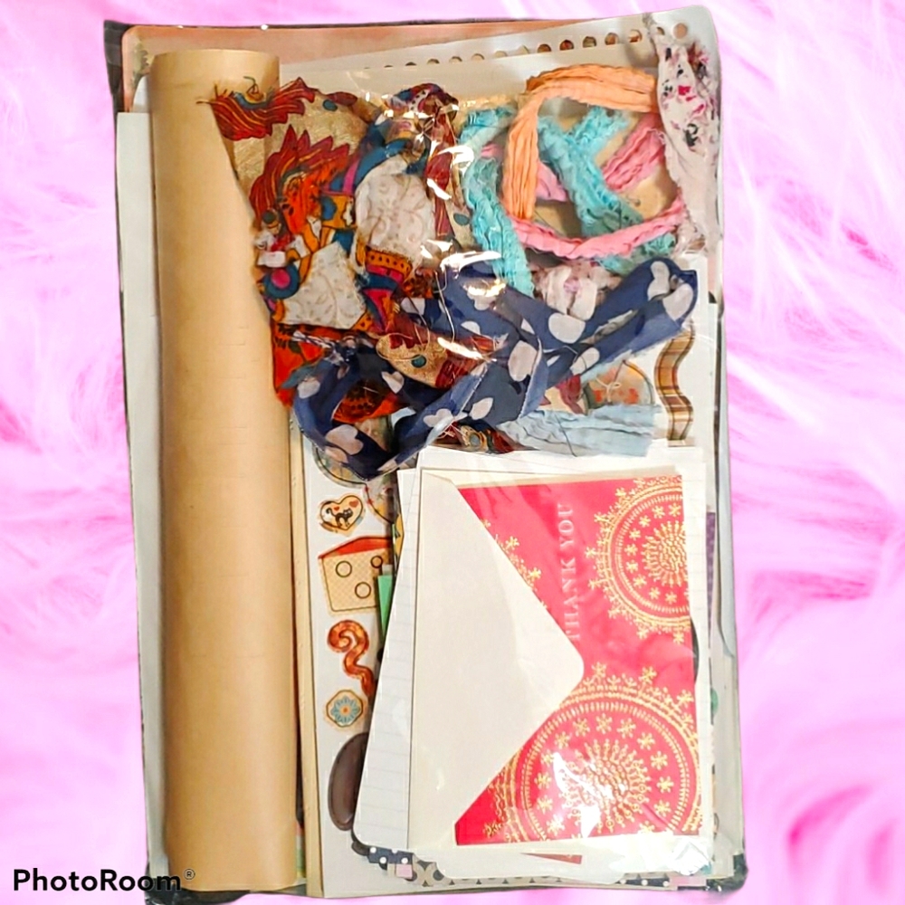 😀 ARTS & CRAFTS Junk journal card making collage art papers vintage book